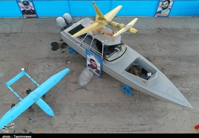 تجهیز «پهپادهای انتحاری» به سرجنگیهای «ضدکشتی» / شاهد ۱۳۶ «دریایی» میشود؟ + عکسها