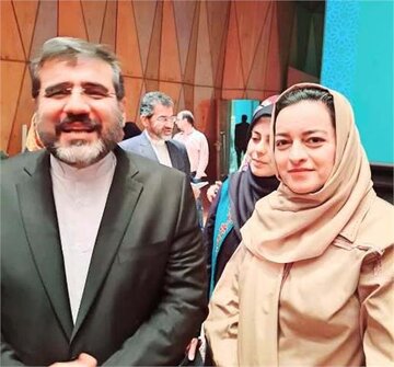 تجلیل وزیر فرهنگ و ارشاد اسلامی از بانوی شاهرودی 