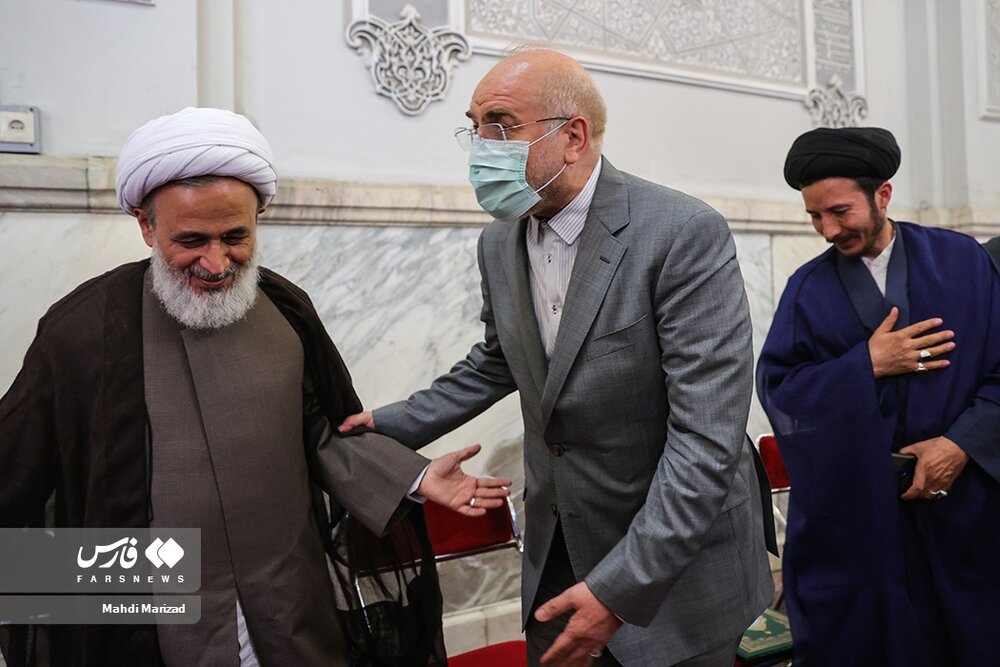 ورود یک طلبه جوان به دنیای سیاست با ابزار توهین/ توهین هایی که هزینه ندارد اما برای گوینده فایده دارد 1  ورود یک طلبه جوان به دنیای سیاست با ابزار توهین/ توهین هایی که هزینه ندارد اما برای گوینده فایده دارد