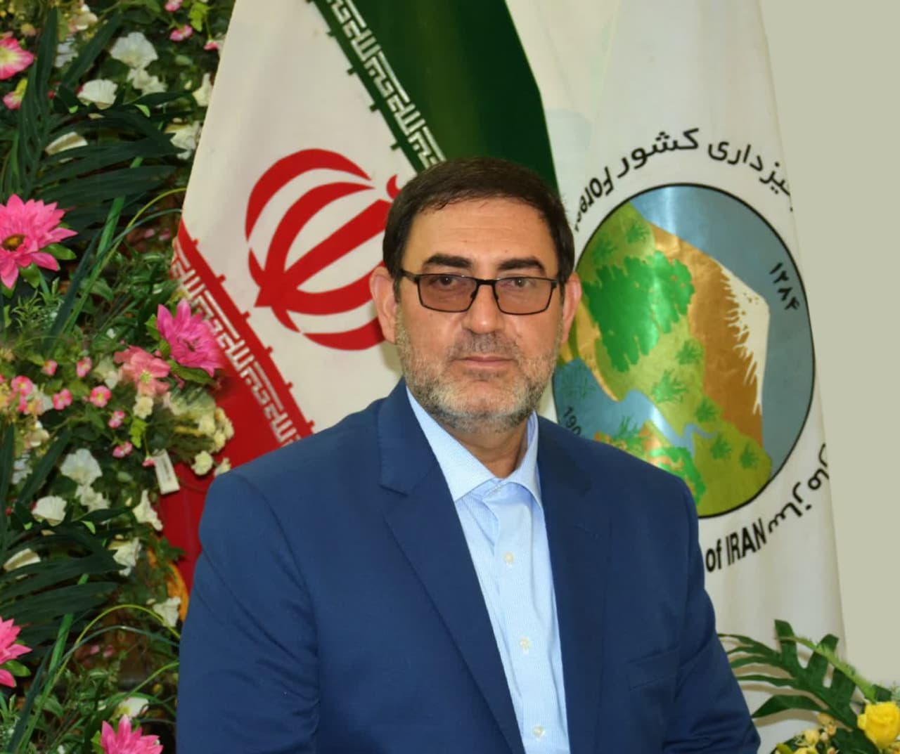 درخت برای زندگی با هم بکاریم ایران سر سبز- ایران قوی
"طرح مردمی کاشت یک میلیارد درخت"