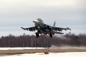 روسیه سوخو-۳۵ را برای حفاظت از مرزهایش به پرواز درآورد
