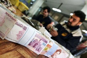 تسهیلات بانکها به خودشان بیش از 2 برابر وامهای ساخت مسکن است تسهیلات بانکها به خودشان بیش از 2 برابر وامهای ساخت مسکن است