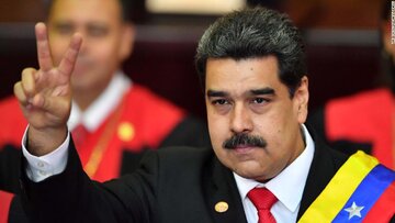تمجید نویسنده عرب از نیکلاس مادورو به خاطر مواضع ضد قرآن‌سوزی
