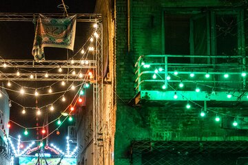 تصاویر | حال و هوای تهران در شب نیمه شعبان