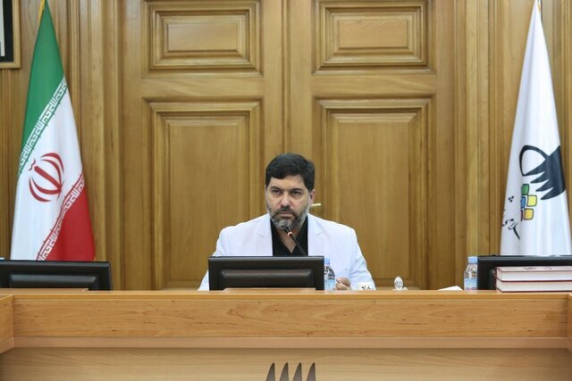 بازگشت پشههای سفید به تهران/ باز هم بوی نامطبوع در دریاچه خلیج فارس