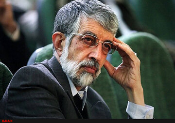 دو «نگرانی» حداد عادل در «مسئله حجاب» / نباید بپذیریم «مسابقه حجاب» را باختهایم