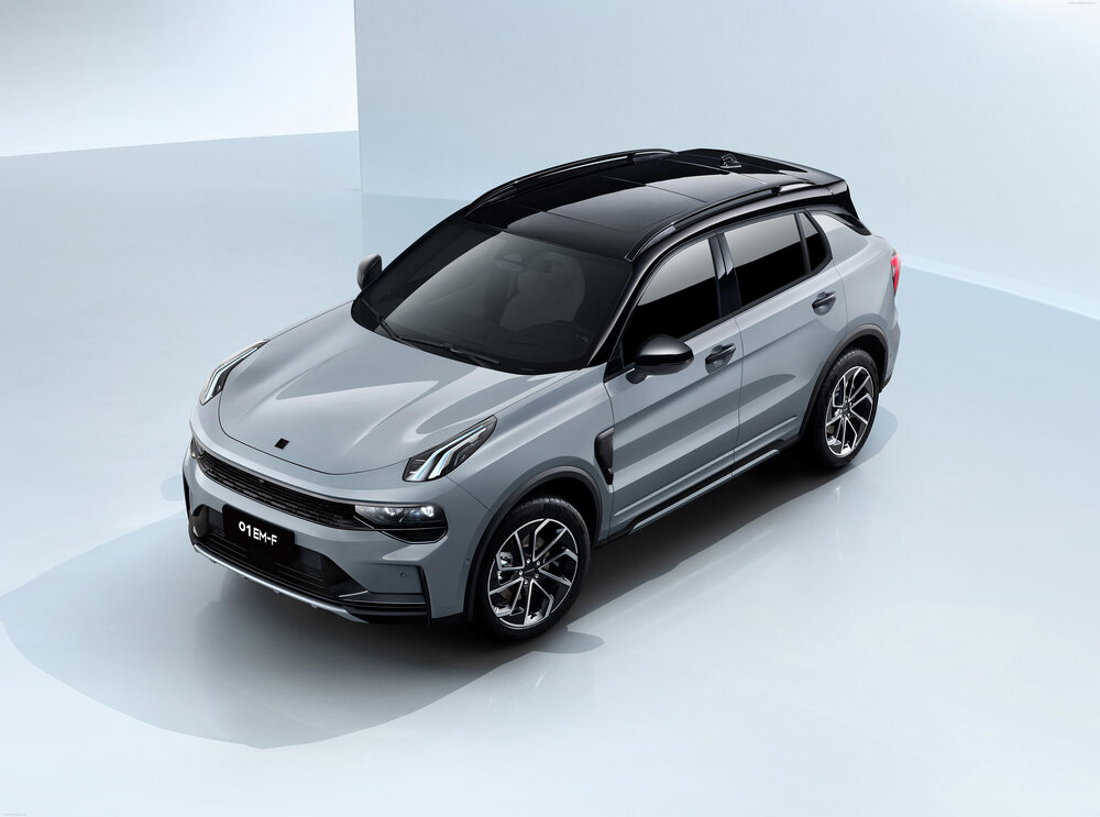 تصاویر | حمله با کراس اوور سوئدی شریک « ولوو » به ماشین چینی های ۳ میلیاردی بازار تهران؟