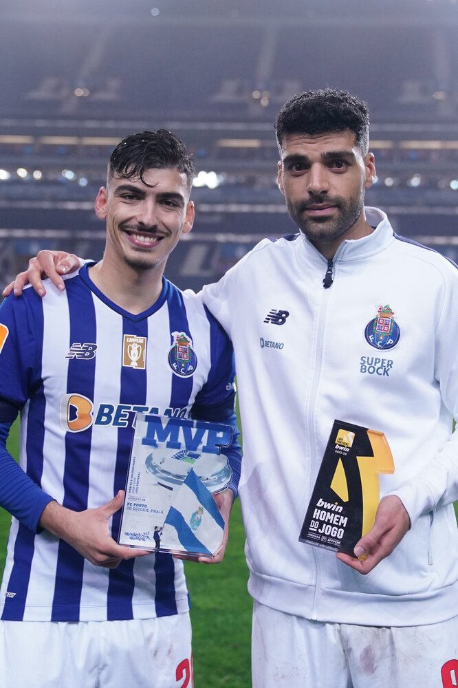 جابزه خاص برای مهدی طارمی