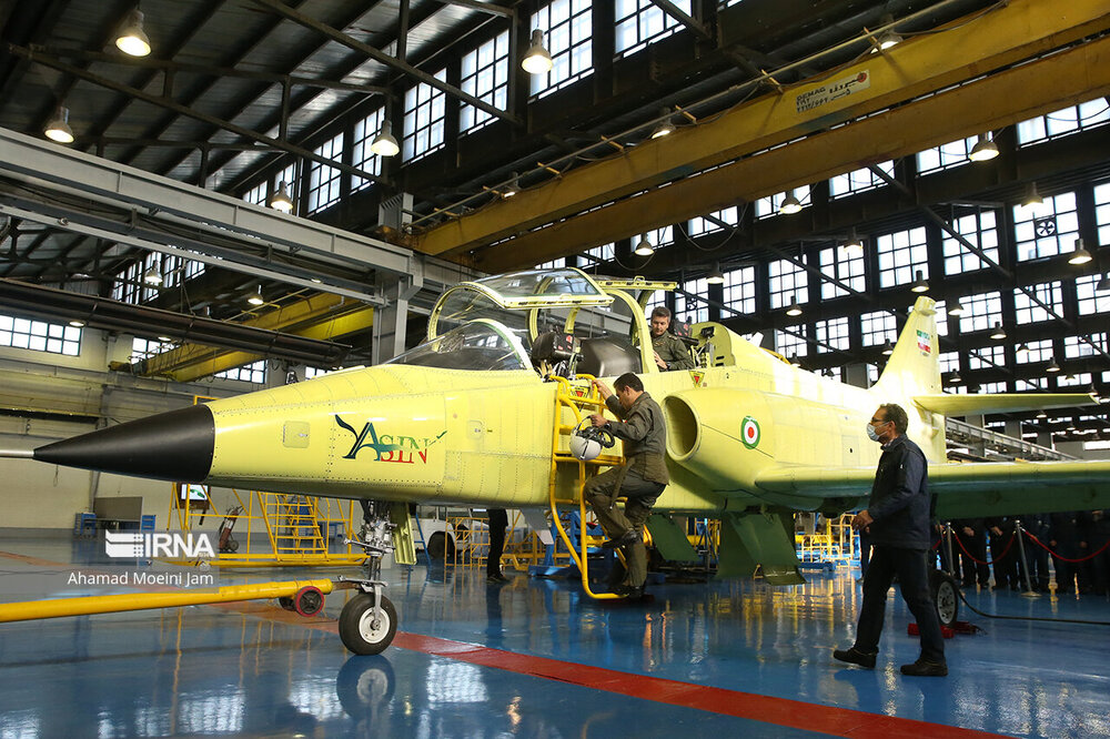 رونمایی از خط تولید انبوه «فرزند دوم» جت یاسین با حضور وزیر دفاع + عکسها و جزئیات 1 رونمایی از «فرزند دوم» جت یاسین با حضور وزیر دفاع + عکسها و جزئیات