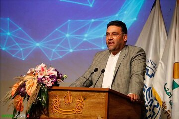 هنرمندان و خالقان محتوای فرهنگی، دارایی‌ های بی‌ بدیل کشور به شمار می‌روند