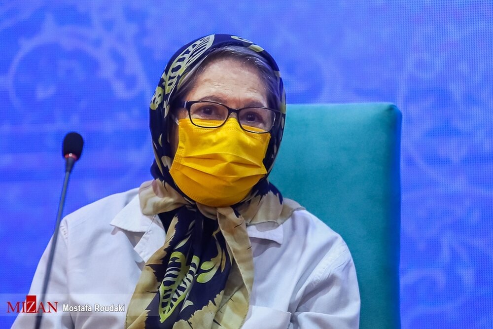 افزایش بیماری‌های تنفسی؛ مینو محرز: شهریور کووید بود، حالا آنفلوآنزاست/ وزارت بهداشت توصیه‌ای ندارد؟
