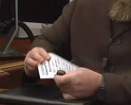 جنجال بر سر صلواتشمار رهبر چچن در دیدار با پوتین/ قدیروف مسموم شده؟ صورت پف کرده چه میگوید؟/عکس