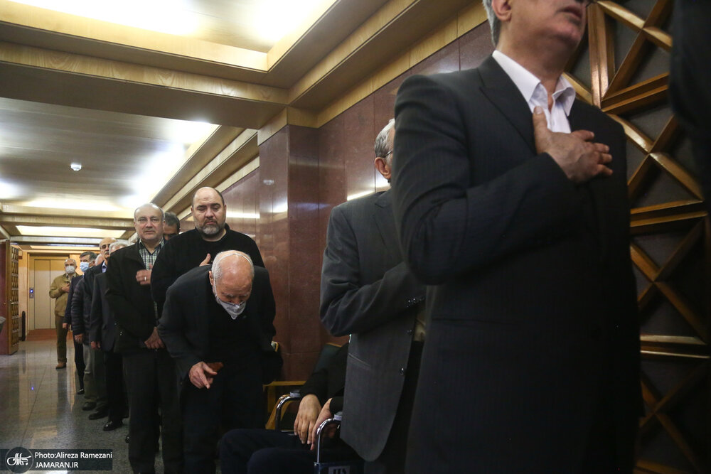 چهرههای حاضر در مراسم «ختم» مادر حجاریان + عکسها