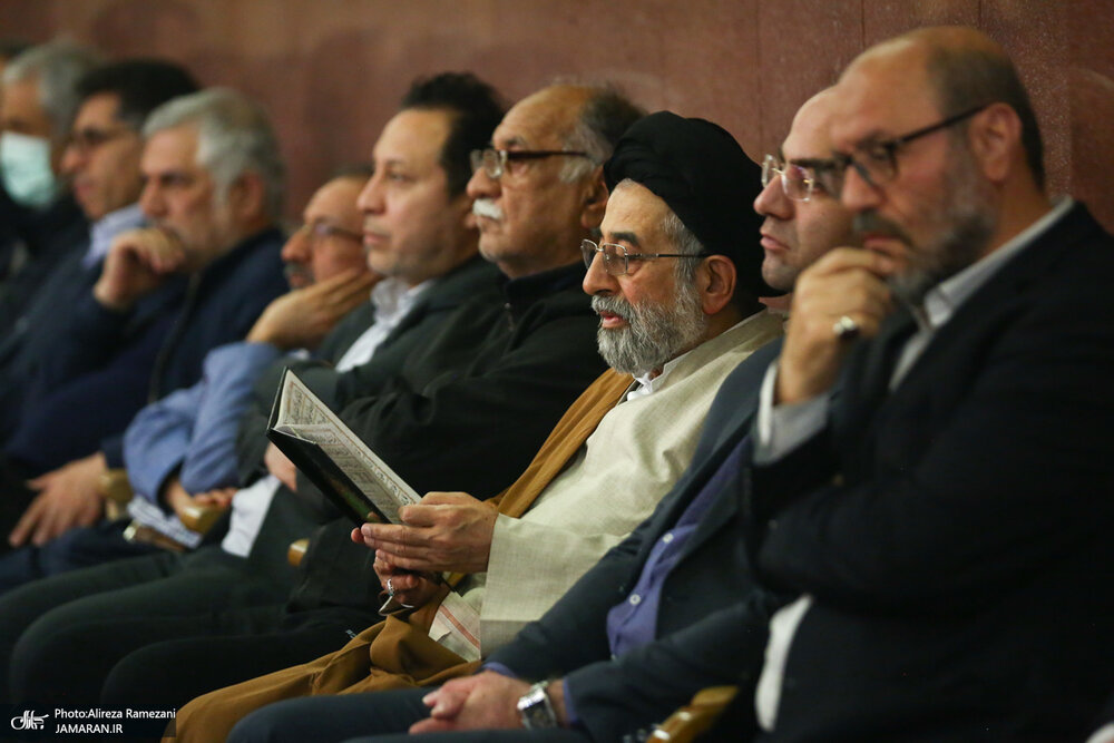 چهرههای حاضر در مراسم «ختم» مادر حجاریان + عکسها