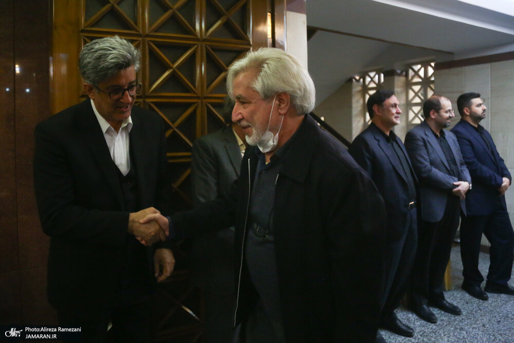 چهرههای حاضر در مراسم «ختم» مادر حجاریان + عکسها