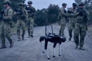 ببینید | کنترل ذهنی سگ‌های رباتیک توسط سربازان ارتش استرالیا