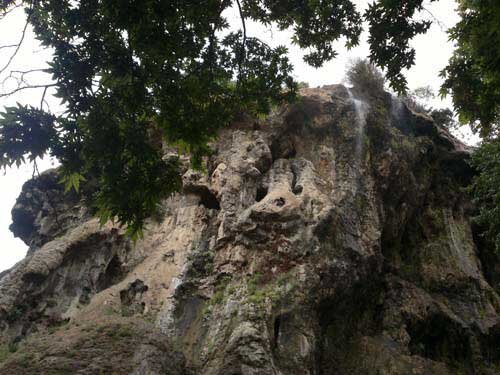 عکس| راز غار چهل دختر چیست؟/ سفر به این روستا را از دست ندهید