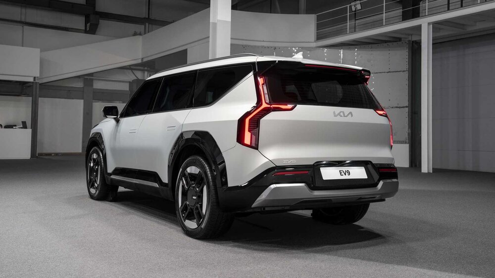 خط و نشان کشیدن به سبک کرهای برای رقبای آمریکایی و ژاپنی! / عکس