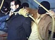 مشاور دیکتاتور لیبی: اختلاف قذافی و صدام با جنگ عراق و ایران آغاز شد / روز اعدام صدام، تنها زمانی بود که او گریه کرد