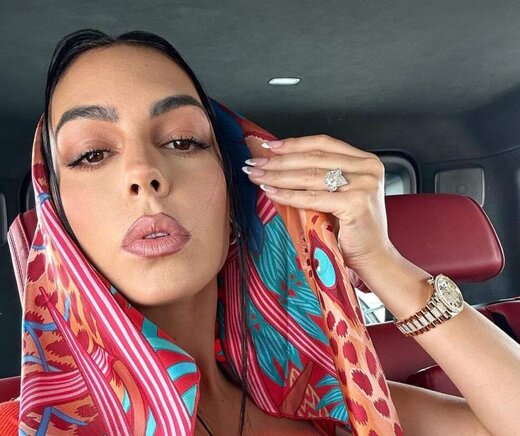 عکس | درآمدزایی عربستانیها با چشمهای جورجینا رودریگس عکس | درآمدزایی عربستانیها با چشمهای جورجینا رودریگس