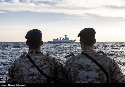 پوشش «افسران زن روسی» در رزمایش کمربند دریایی ایران، چین و روسیه + عکس‌ها