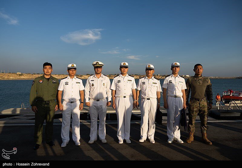 «استقبال» ناوهای ایران از ناو گروههای چین و روسیه در آبهای کشورمان+ عکسها