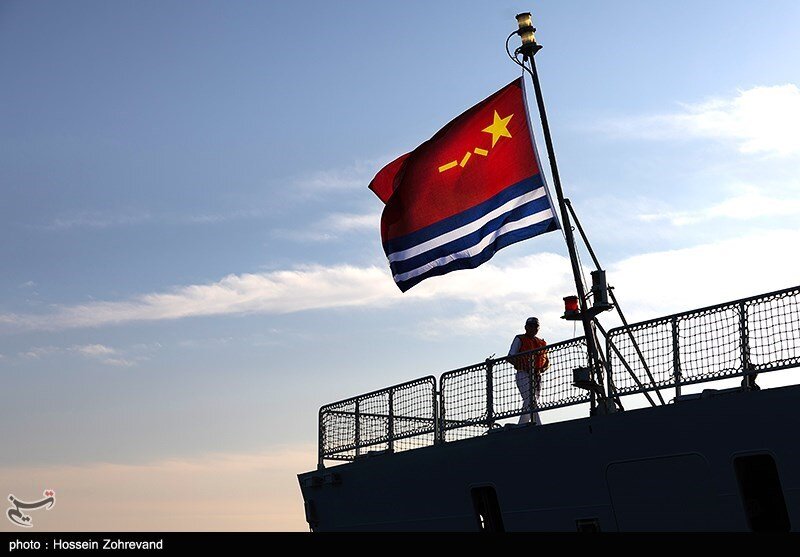 «استقبال» ناوهای ایران از ناو گروههای چین و روسیه در آبهای کشورمان+ عکسها
