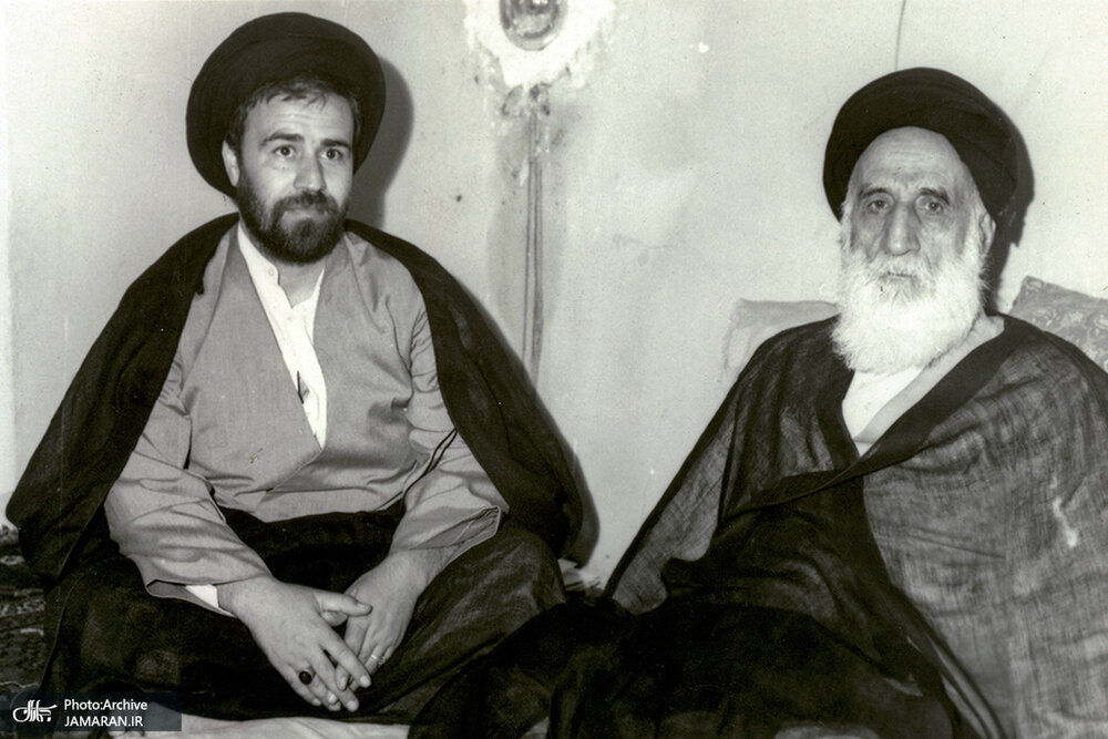 تصاویر کمتر دیدهشده از زندگانی مرحوم سیداحمد خمینی 2 تصاویر کمتر دیدهشده از زندگانی مرحوم سیداحمد خمینی