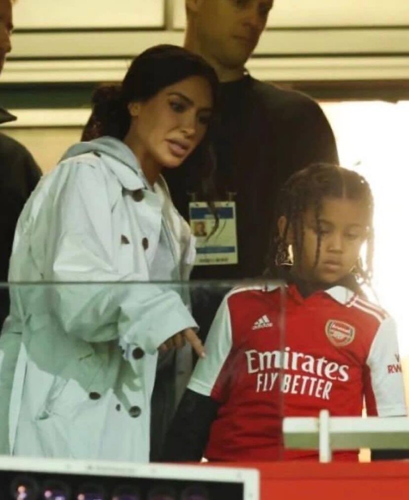 عکس | کیم کارداشیان تماشاگر بازی آرسنال شد
