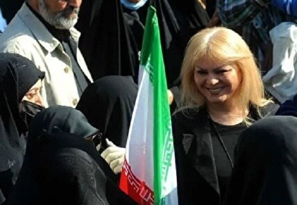 تندروها مکتب سردار سلیمانی را حذف کردهاند؟/ طرح جریمه بانوان در باره حجاب چوب کردن تو لانه زنبور است 4