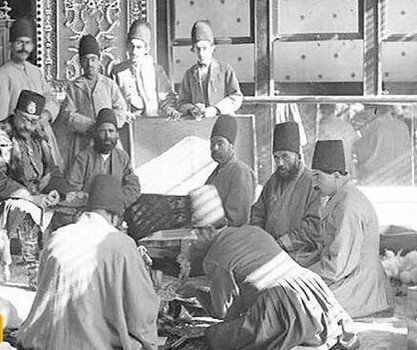 «بانک» نبود، پرداخت «پاداش و عیدی آخر سال» برقرار بود / پایبندی حکومت و کارفرمایان دوره قاجار به «سنتی ایرانی»