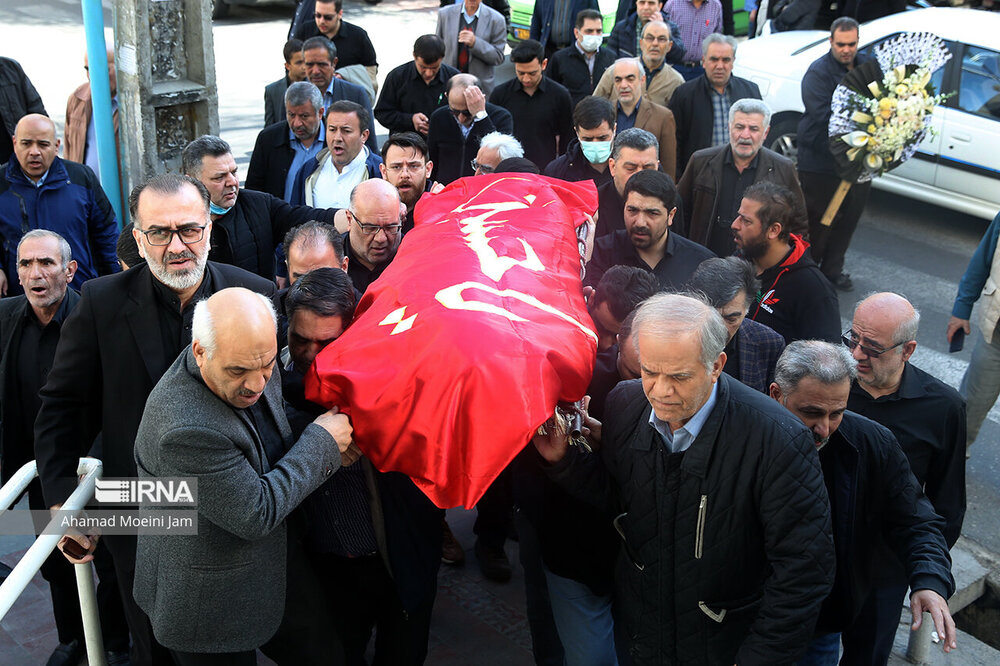 تشییع پیکر علیاکبر بادامچیان + عکس ها 1 تشییع پیکر علی اکبر بادامچیان + عکس ها