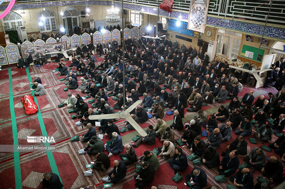 تشییع پیکر علیاکبر بادامچیان + عکس ها 4 تشییع پیکر علی اکبر بادامچیان + عکس ها