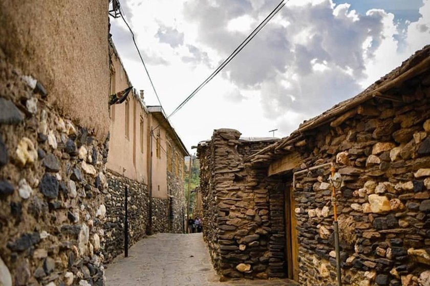 عکس| تجلی عصر رنسانس در این روستای سنگی!