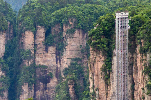 ببینید | هیجان‌انگیزترین آسانسور جهان در پارک ملی ژانجیای چین