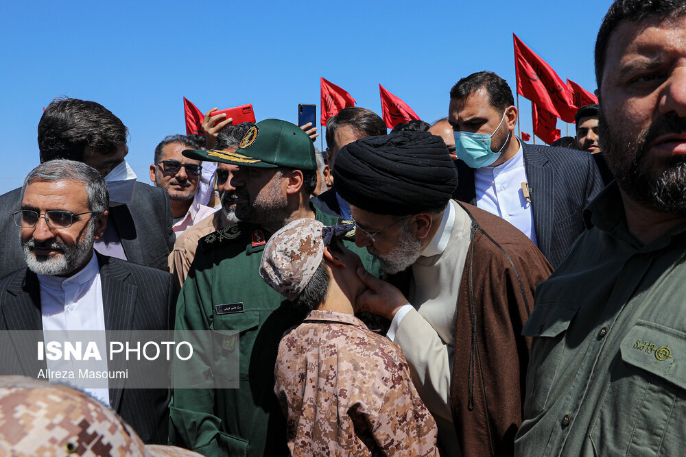 گزارش تصویری حضور رئیسی در جمع «راهیان نور»