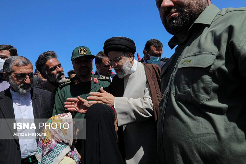 گزارش تصویری حضور رئیسی در جمع «راهیان نور»