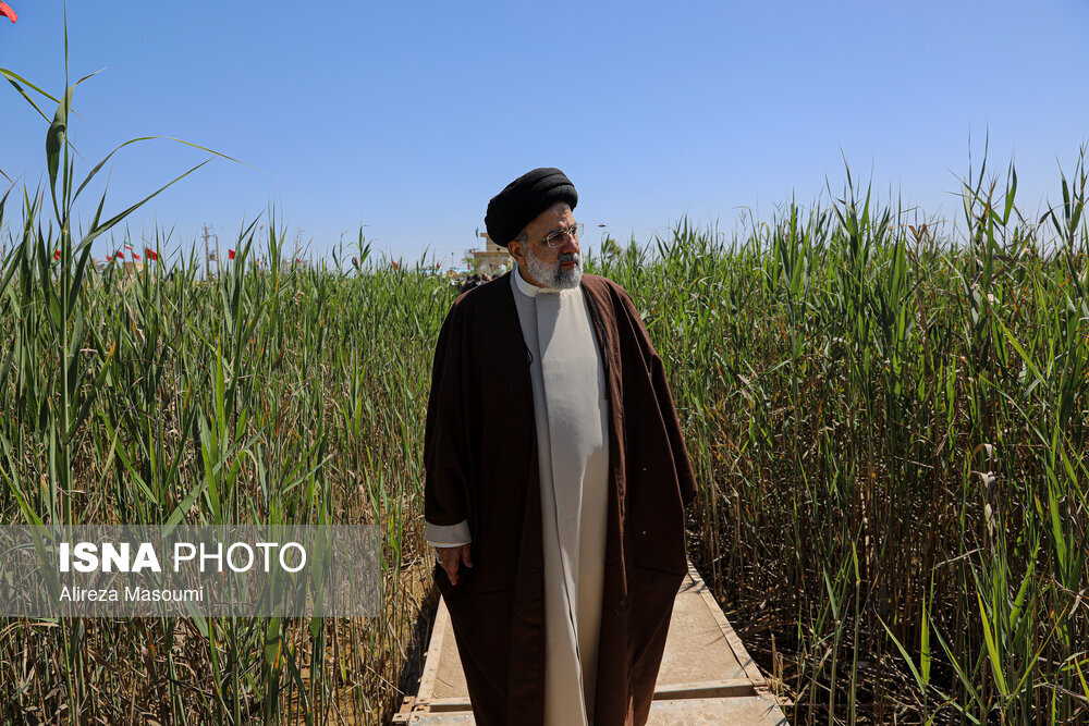 گزارش تصویری حضور رئیسی در جمع «راهیان نور»