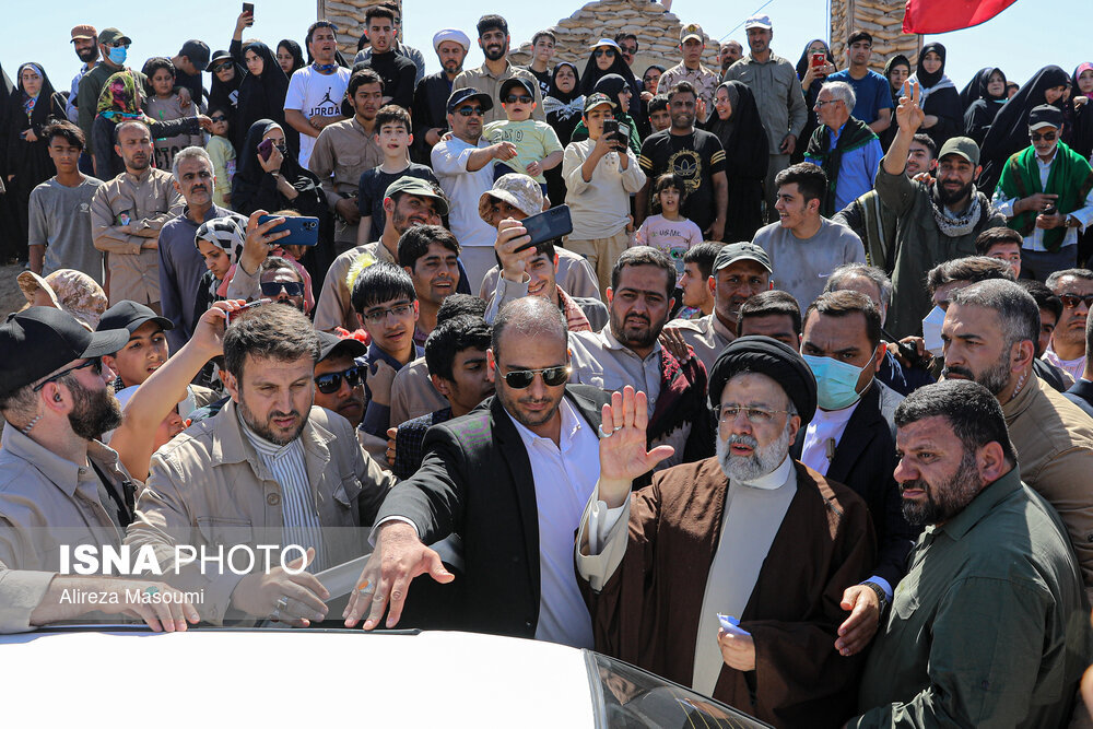 گزارش تصویری حضور رئیسی در جمع «راهیان نور»