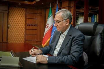 تماس وزیر بهداشت با رئیس دانشگاه علوم پزشکی کرمان بعد از انفجار تروریستی