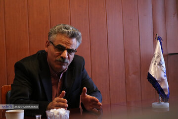 فهم مردم درباره زندگی،مردانگی، زنانگی و سیاست تغییر کرده/ اگر خواستههای جامعه صرفا اقتصادی باشد حاکمیت راحتتر میپذیرد فهم مردم درباره زندگی،مردانگی، زنانگی و سیاست تغییر کرده/ اگر خواستههای جامعه صرفا اقتصادی باشد حاکمیت راحتتر میپذیرد