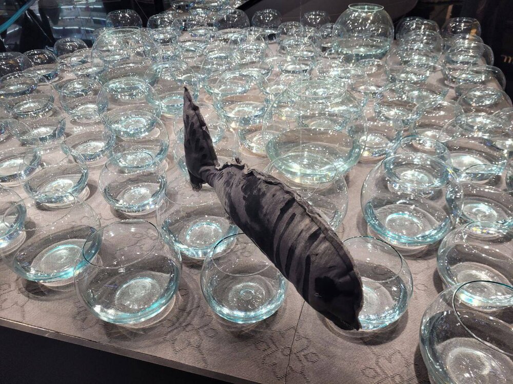 زنها و قرمزها در نبرد با کپیتالیسم