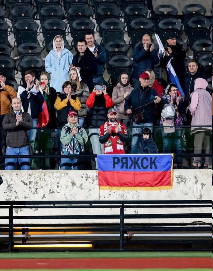 عکس | ورود خانوادگی روس‌ها به ورزشگاه آزادی 2