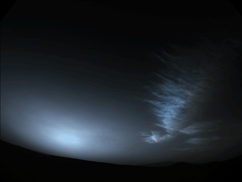 شکار مریخ‌نورد از تراکم عجیب ابرها در فضا/ عکس