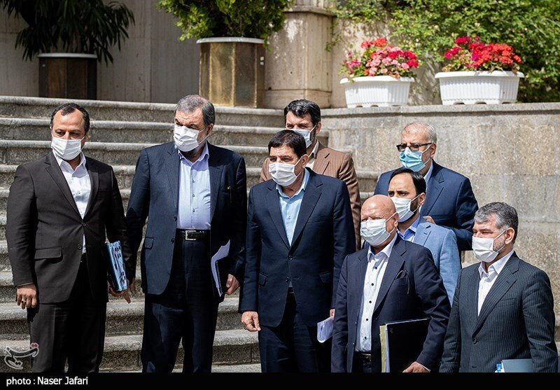 فروپاشی تیم اقتصادی دولت سیزدهم در پایان سال دوم