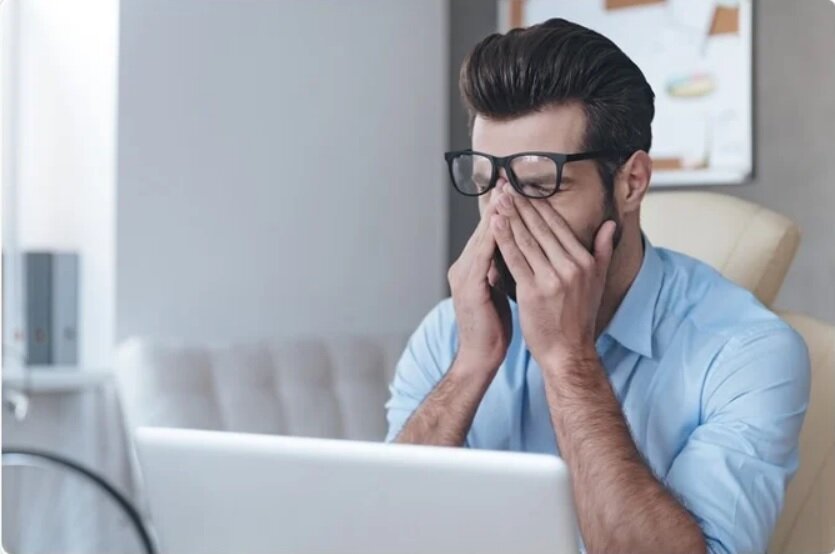 پرخوابی چیست و چگونه میتوان آن را متوقف کرد؟