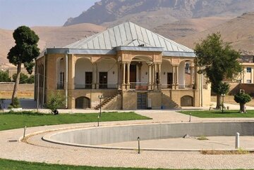 کاخ قلعه جونقان میزبان مسافران نوروزی