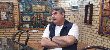 سازمان سینمایی بین خود و سینماگران خاک ریز کشیده است / از فیلمهای امسال کاری هست که بتوان به اسکار معرفی کرد / ارزش سیمرغ نابود شد و به همه جایزه دادند