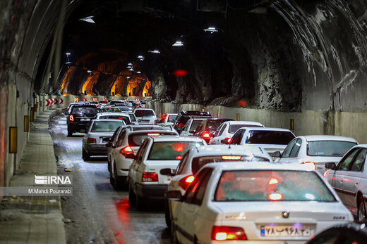 ترافیک ورودی تهران لحظه به لحظه سنگین‌تر می‌شود