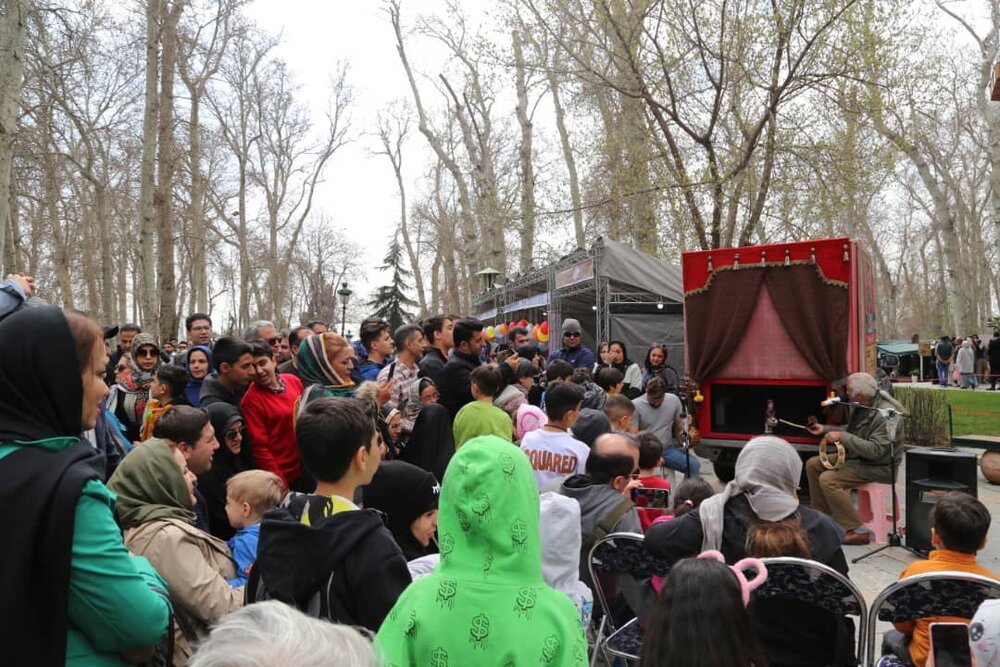 ویژه برنامه های نوروز 1402 مجموعه نیاوران؛ از اجرای گروه های موسیقی آیینی تا ویژه برنامه های کودکان و نوجوانان